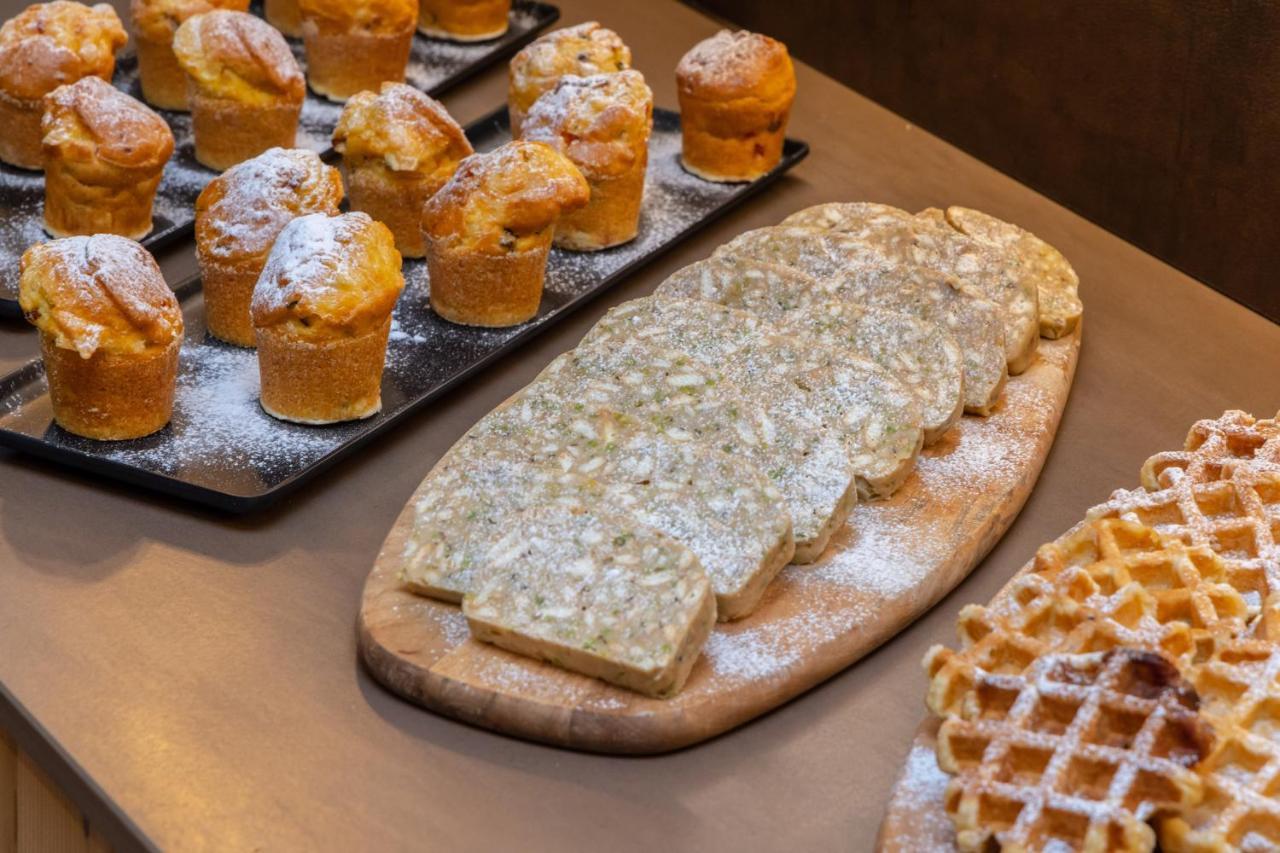 Hotel Pejo 페이오 폰티 외부 사진