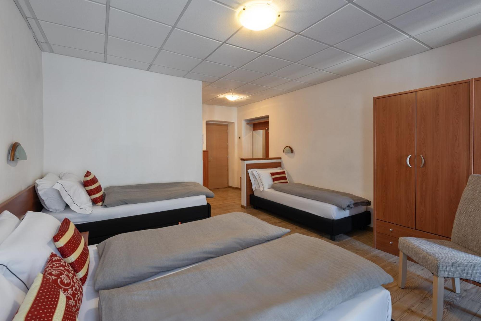 Hotel Pejo 페이오 폰티 외부 사진