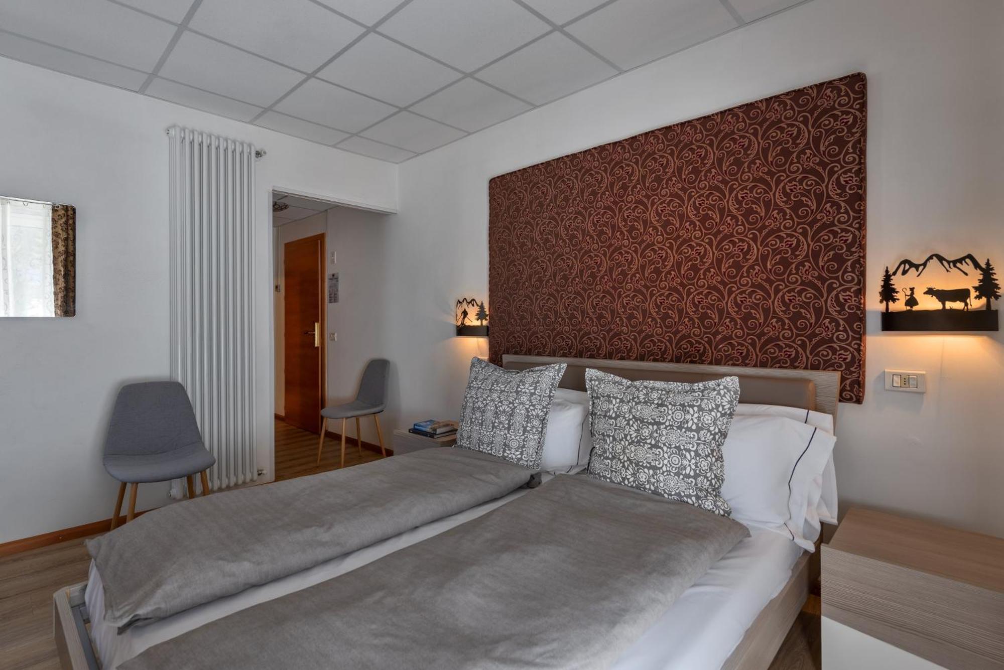 Hotel Pejo 페이오 폰티 외부 사진